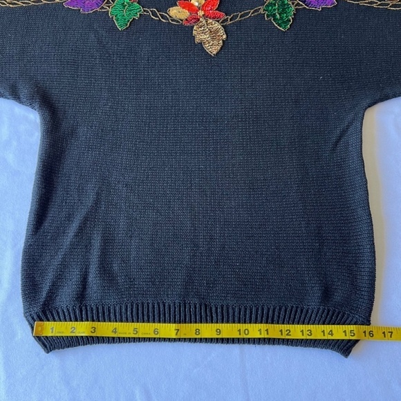 NWT Vintage Crystal - Kobe poinsettia sequined sweater - Picture 5 of 10